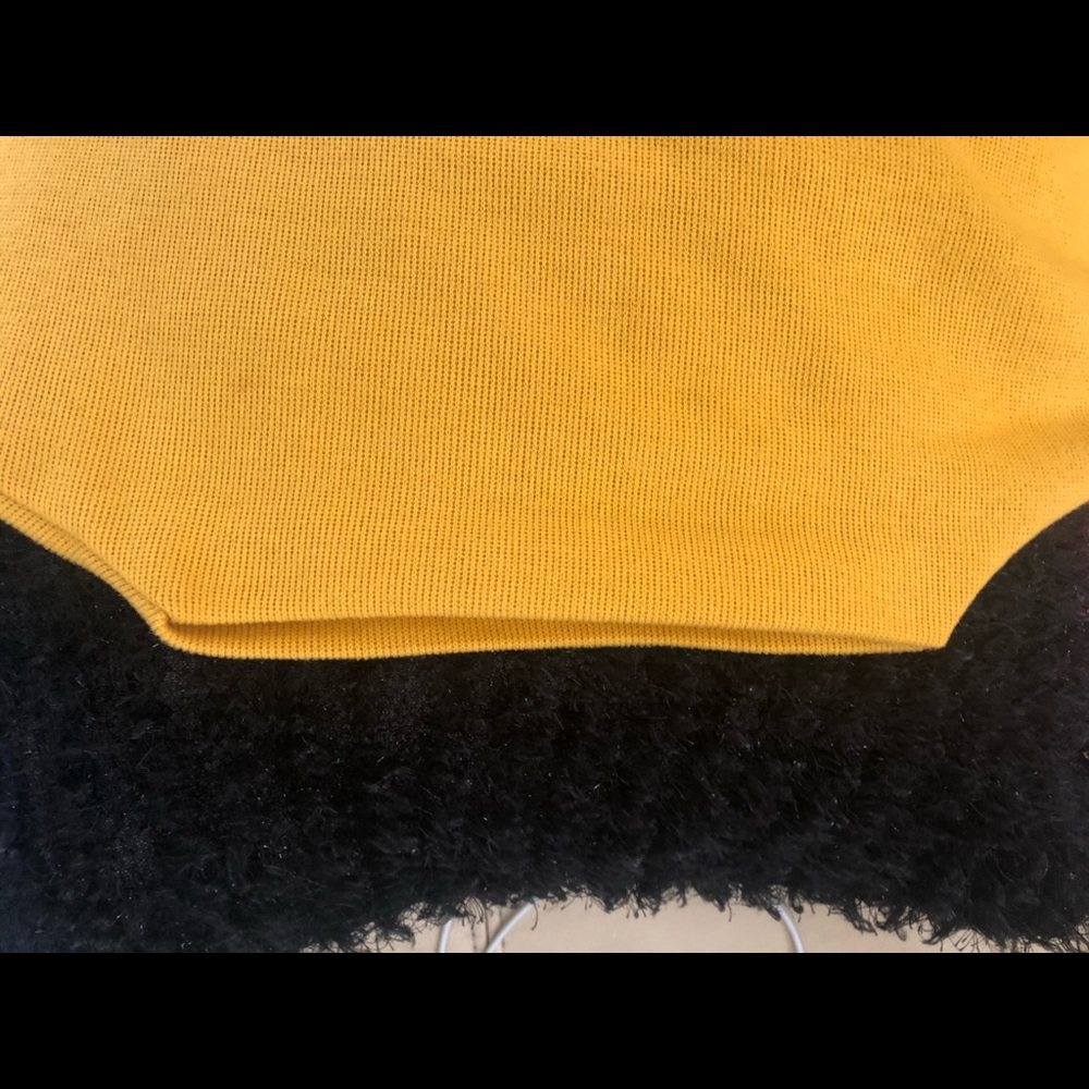 Mustard ruffle blouse - Picture 6 of 7